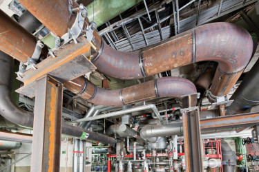grosse-rohrleitungen-im-muellheizkraftwerk_311565_1140_1560418264.jpg
